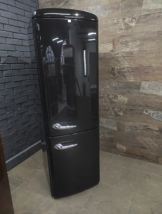 Продам холодильник Samsung RL-55SS